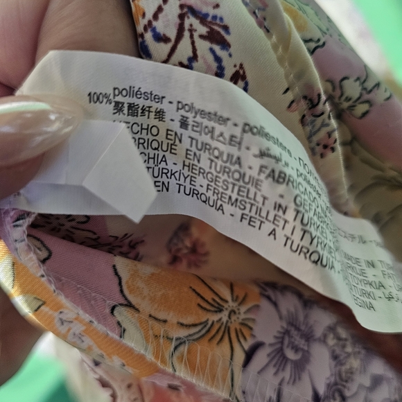 Zara EUC Multicolor Paisley Blouse Size Medium PTP 22 - Picture 5 of 5
